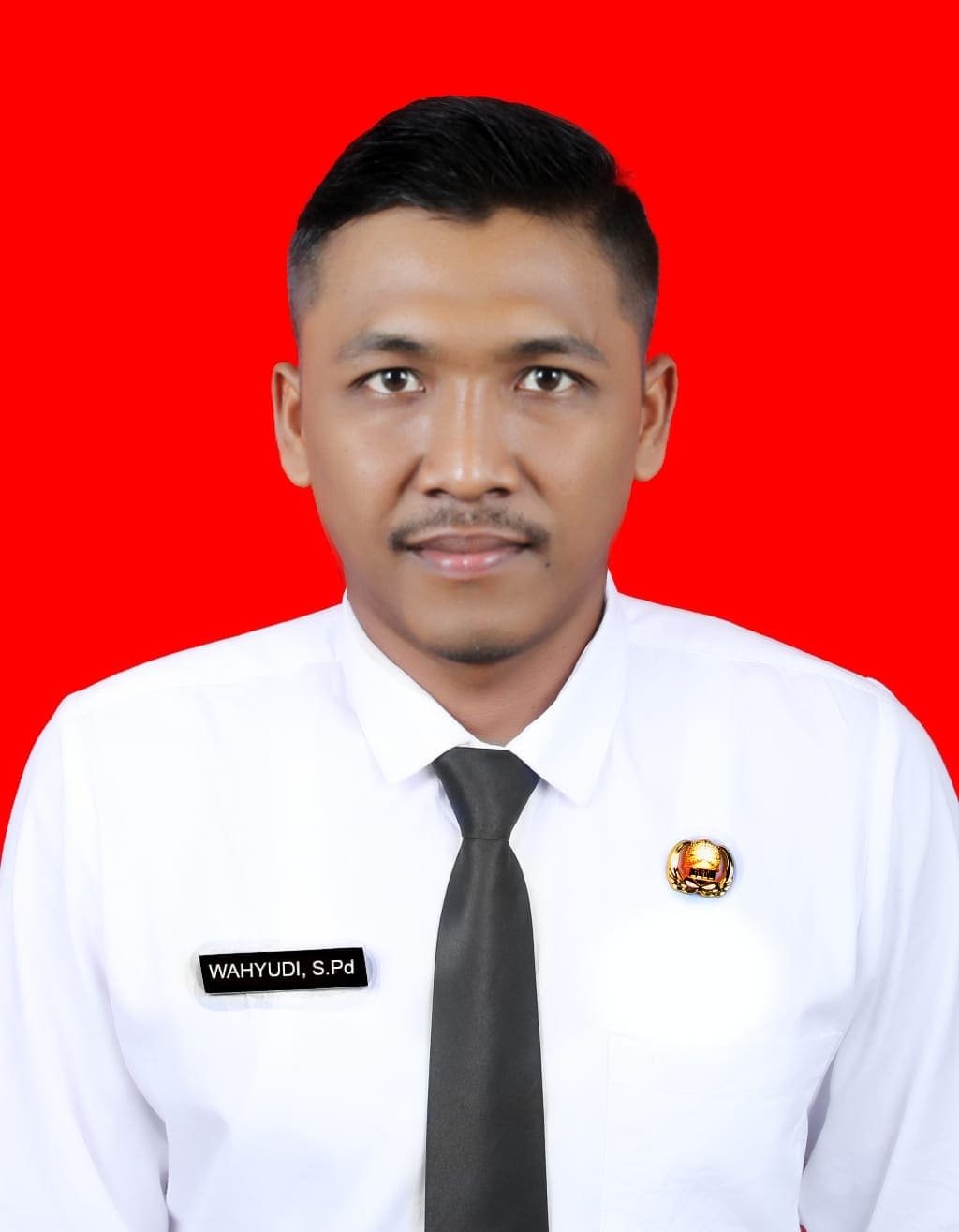 <center>BENDAHARA SEKOLAH<br>Wahyudi, S.Pd</center>